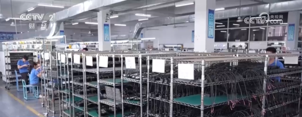 訂單“暴漲”下的中國(guó)外貿(mào)新篇章 汽車(chē)零配件行業(yè)迎來(lái)美國(guó)客商“催單潮”